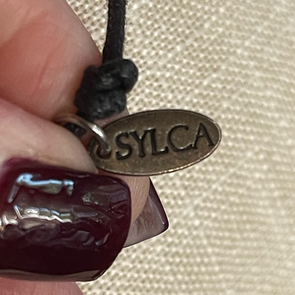 Singed Sylca Chunky Geometric Multicolored Resin Statement Necklace - Picture 5 of 7